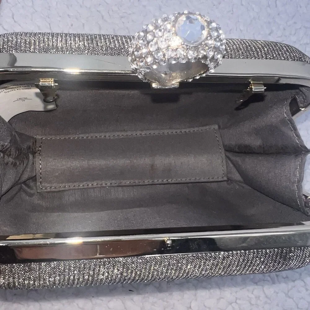 Clutch w/Rhinestone Ring Holder Silver NO STRAP Holiday/Bride Glam Party READ